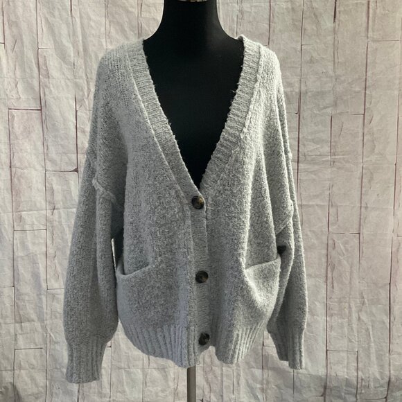 William Rast Women's Size Medium Fuzzy Chunky Oversized Cardigan Sweater Grey - Picture 1 of 8